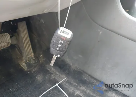 2018 Kia Sportage Lx z USA, uszkodzony, nr VIN KNDPM3AC7J7481886